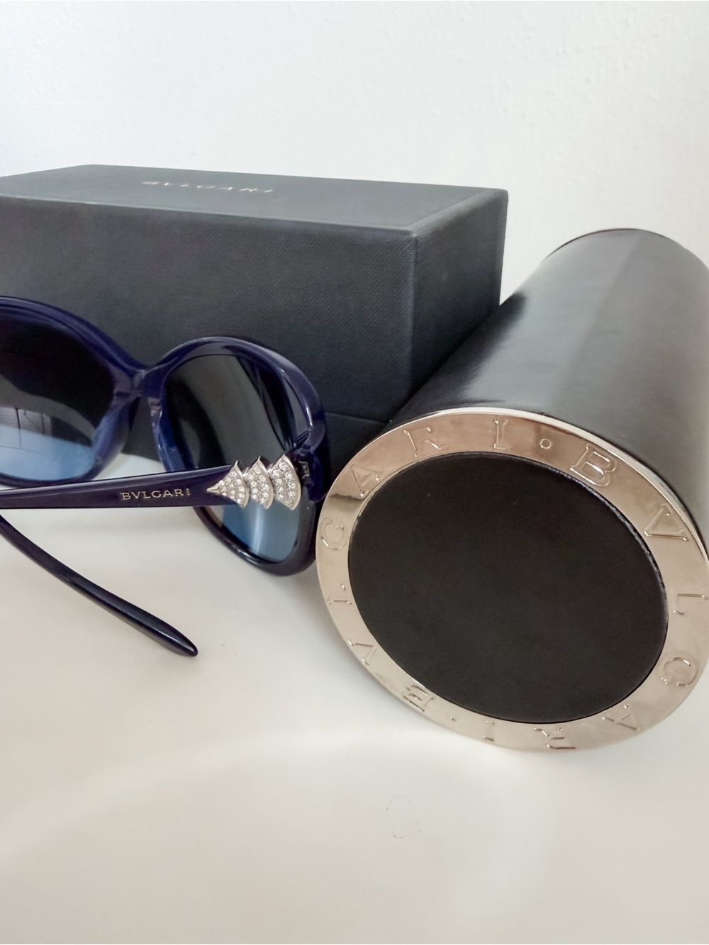 Authentic Bvlgari Sunglasses - Picture 2 of 6